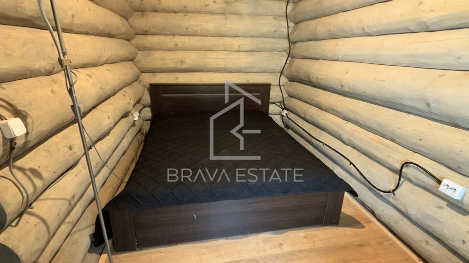 Cabană din lemn rotund, 210mp, ciubăr, jacuzzi, foișor, localitatea Băișoara - Poză 15