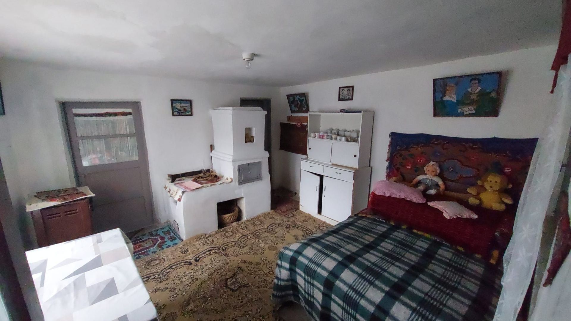 Casa modesta cu teren generos, zona Magura, - Poză 6