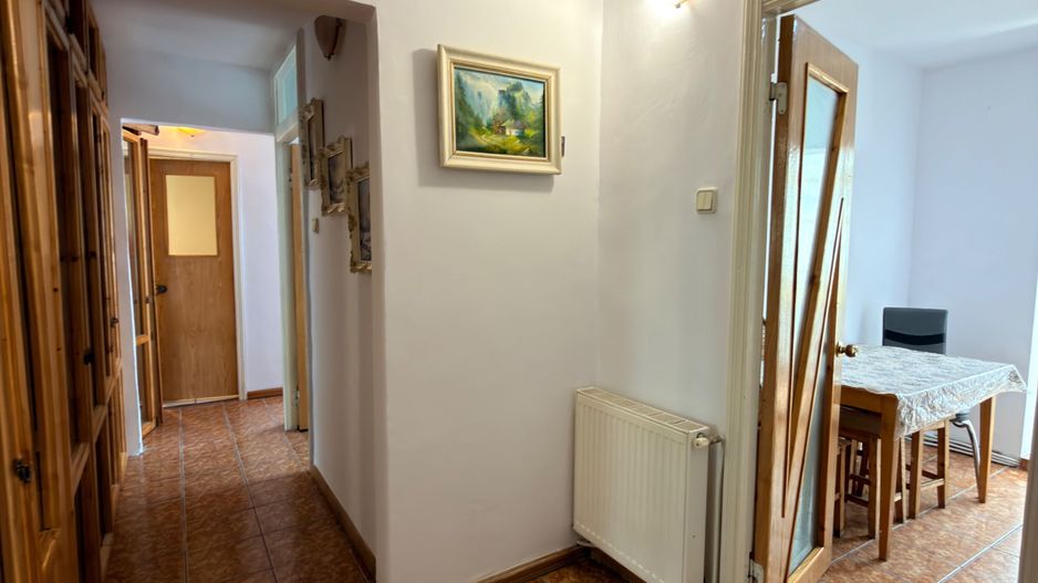 Apartament 3 camere etaj 3- Campulung-Zona Visoi! - Poză 10