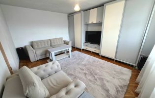 Apartament 2 Camere Decomandat, Strada Closca, Foste Proprietati