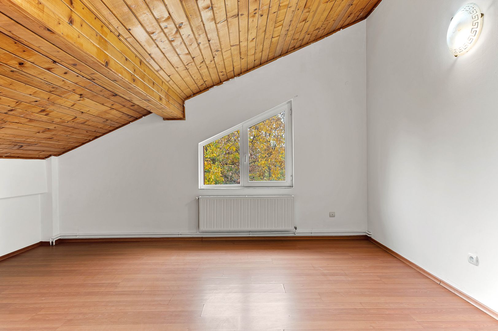 DE INCHIRIAT  Vilă cu 14 camere PIPERA/VOLUNTARI/ROND OMV - Poză 27
