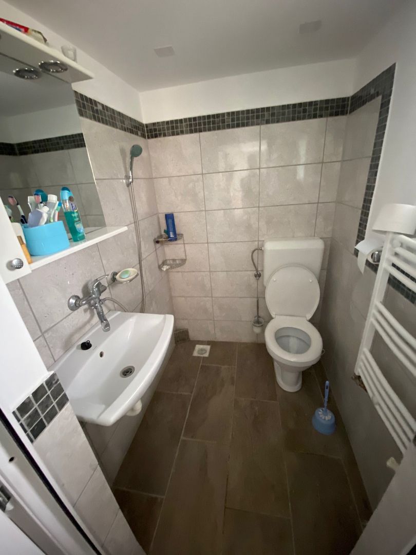 Casa cu 2 apartamente in zona Braytim - Poză 24