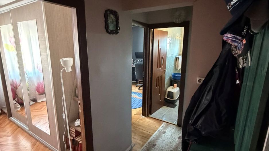 Apartament spațios cu 4 camere – Marghita, zona centrală - Poză 6