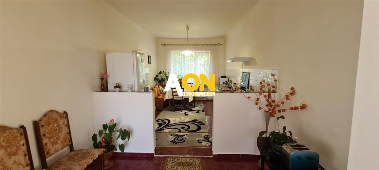 Casa 4 camere si 450 mp teren ultracentral - Poză 9