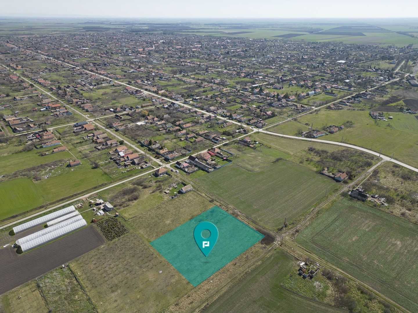 Teren intravilan de 1400 mp în Battonya - Poză 1