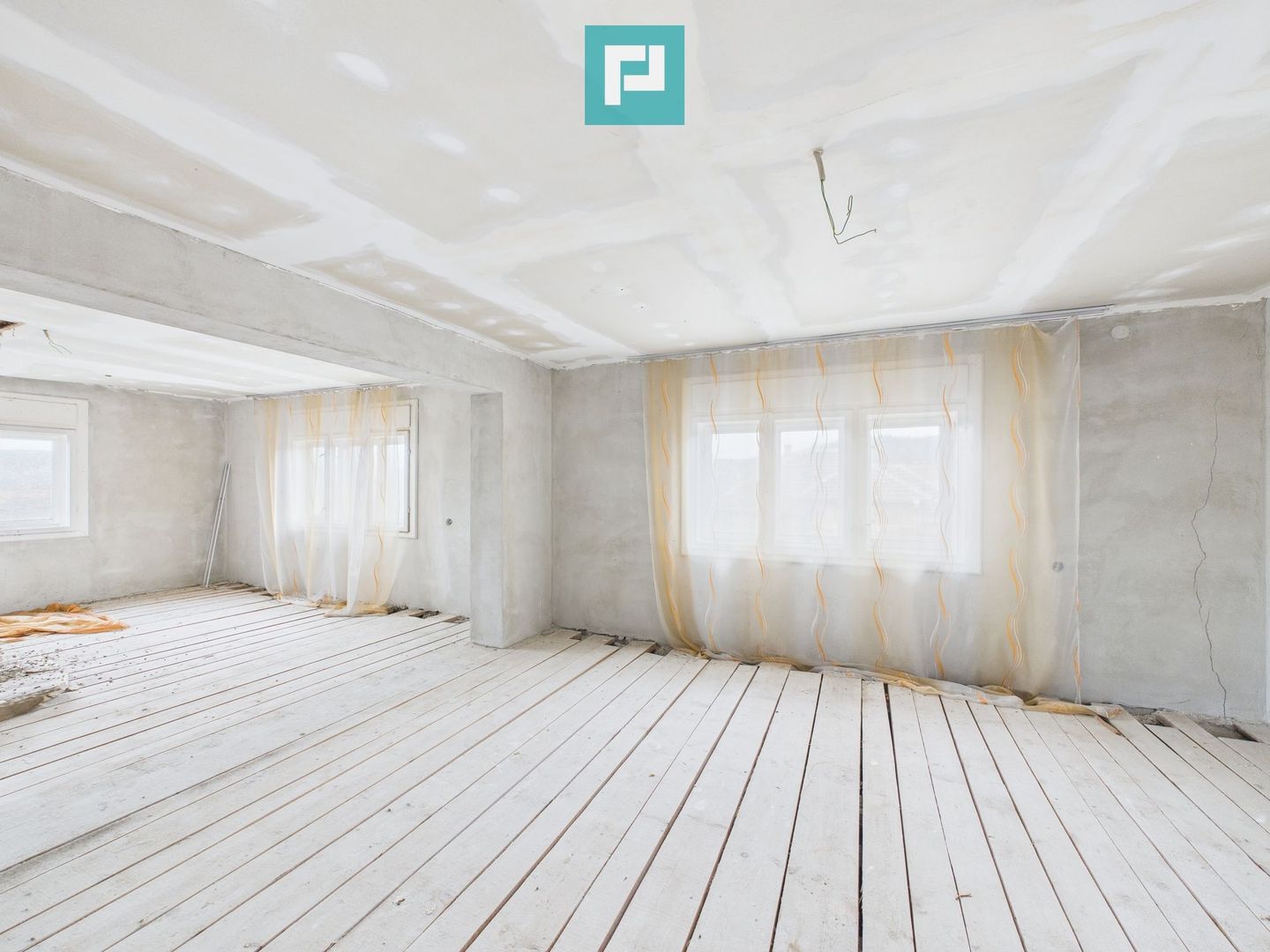 Casă modernă P+1, cu magazin, lângă orașul Sebiș - Poză 30