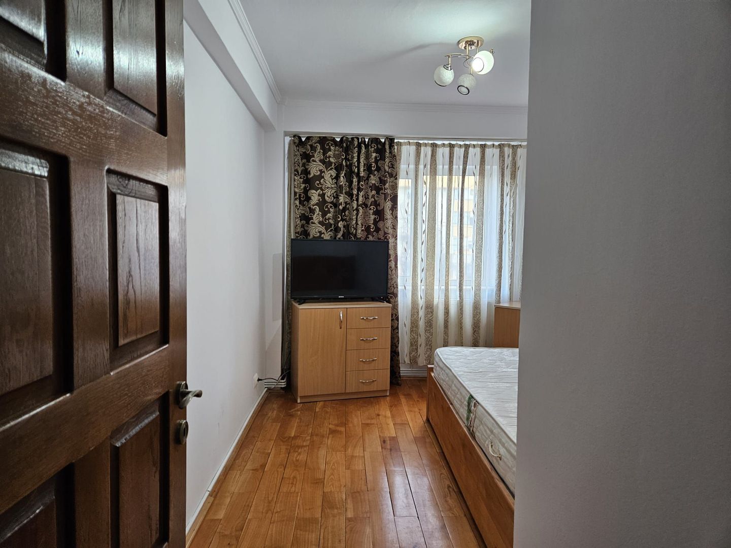 Inchiriere apartament 2 camere, Exercitiu, stradal - Poză 9