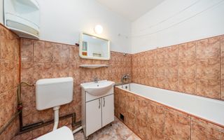 Triaj-Apartament 2 camere 55mp - Poză 6