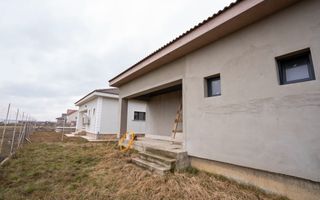 CASA NOUA SEMIFINISATA IN CIHEI CU 3 CAMERE - Poză 2