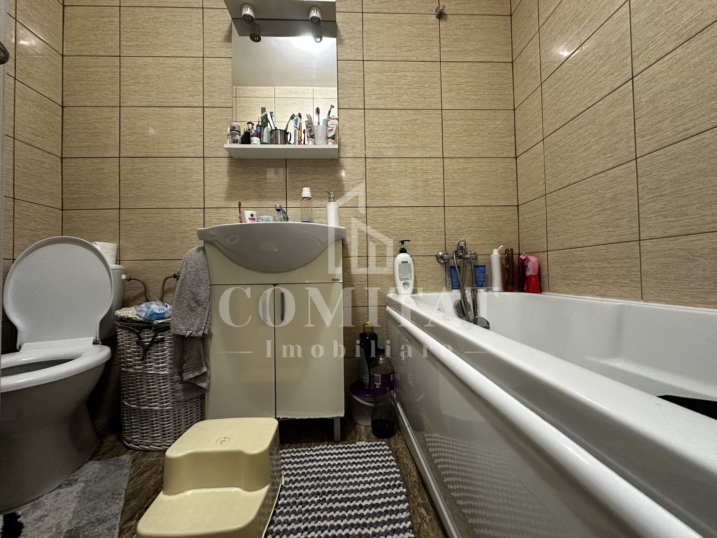 Apartament la etaj intermediar | 3 camere | Iris - Poză 9