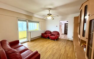 Apartament 3 camere | 63 mp | Zona Micro 16 - Poză 1