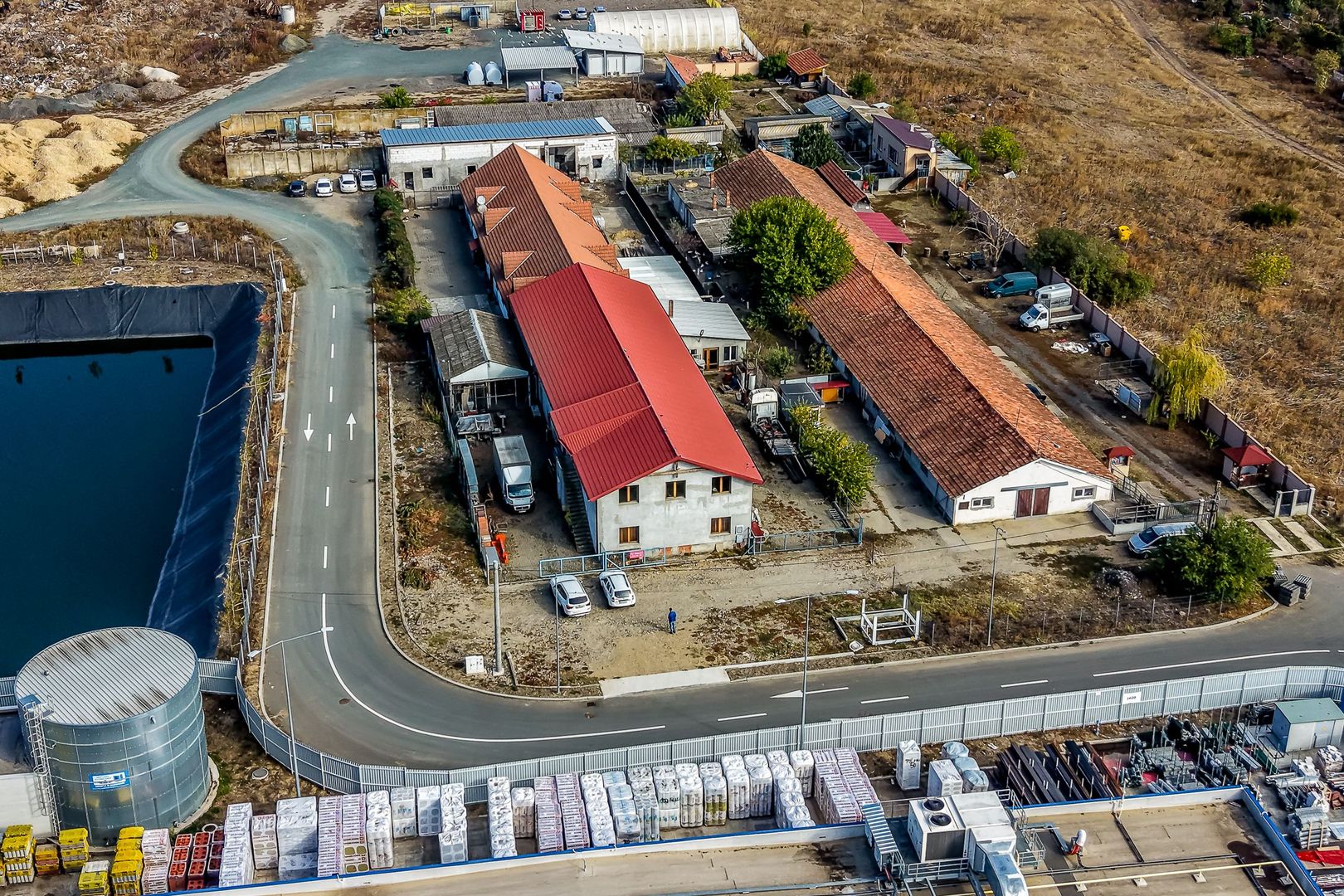 Hală industrială lângă DEDEMAN, teren 1337 mp si construcție de 814 mp - Poză 3