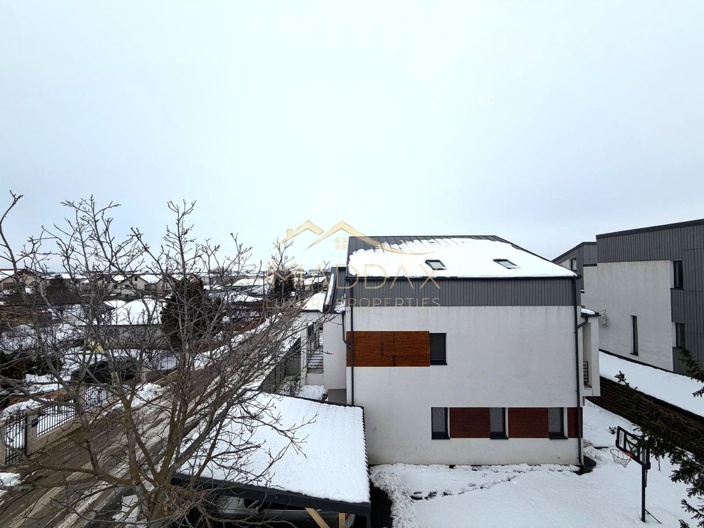 Vila moderna 6 camere // 190mp // teren 300mp // Tunari - Poză 32