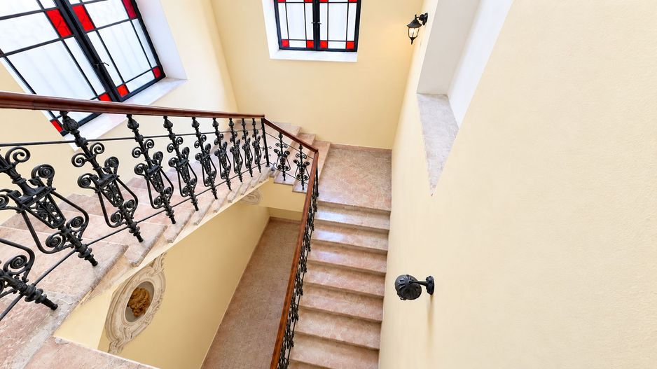De vânzare/ închiriat Apartament istoric, 2 camere, Central Arad - Poză 16