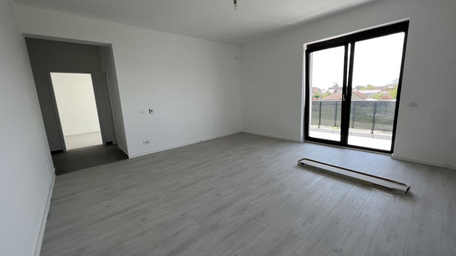 APARTAMENT CU 2 CAMERE - Poză 5