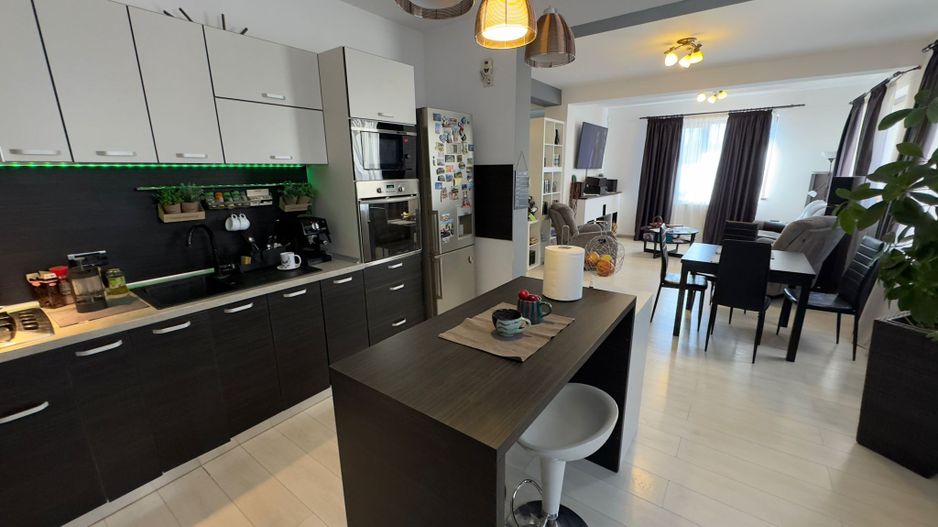 CASA INDIVIDUALA P+1+POD - STRADA  ASFALTATA / UTILITATI, COMISION 0% - Poză 5