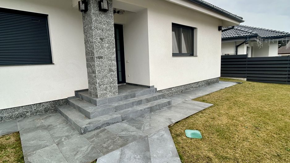 Casă premium 4 camere Zona Oncea - Poză 1