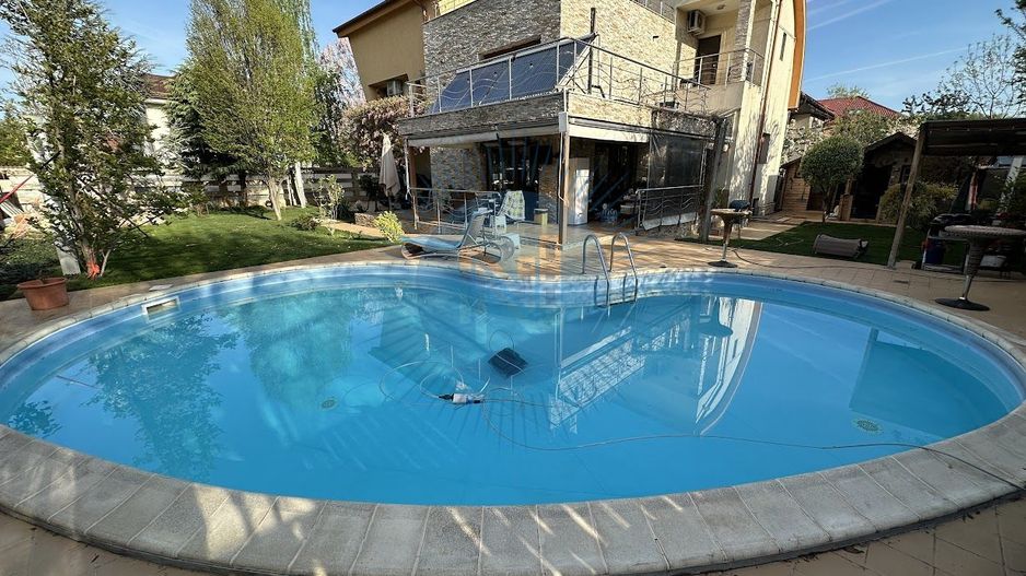 Vila cu piscina British School - Poză 6