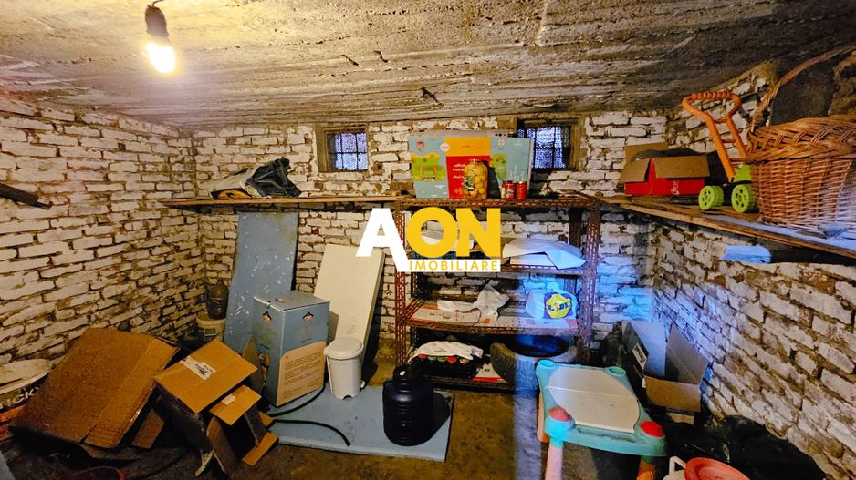 Casa S+P+M, 5 camere,  955 mp teren, zona Centru - Poză 14