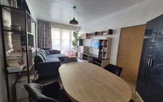 2 camere decomandate, Parcare, Modern, Zona porii, Floresti - Poză 1