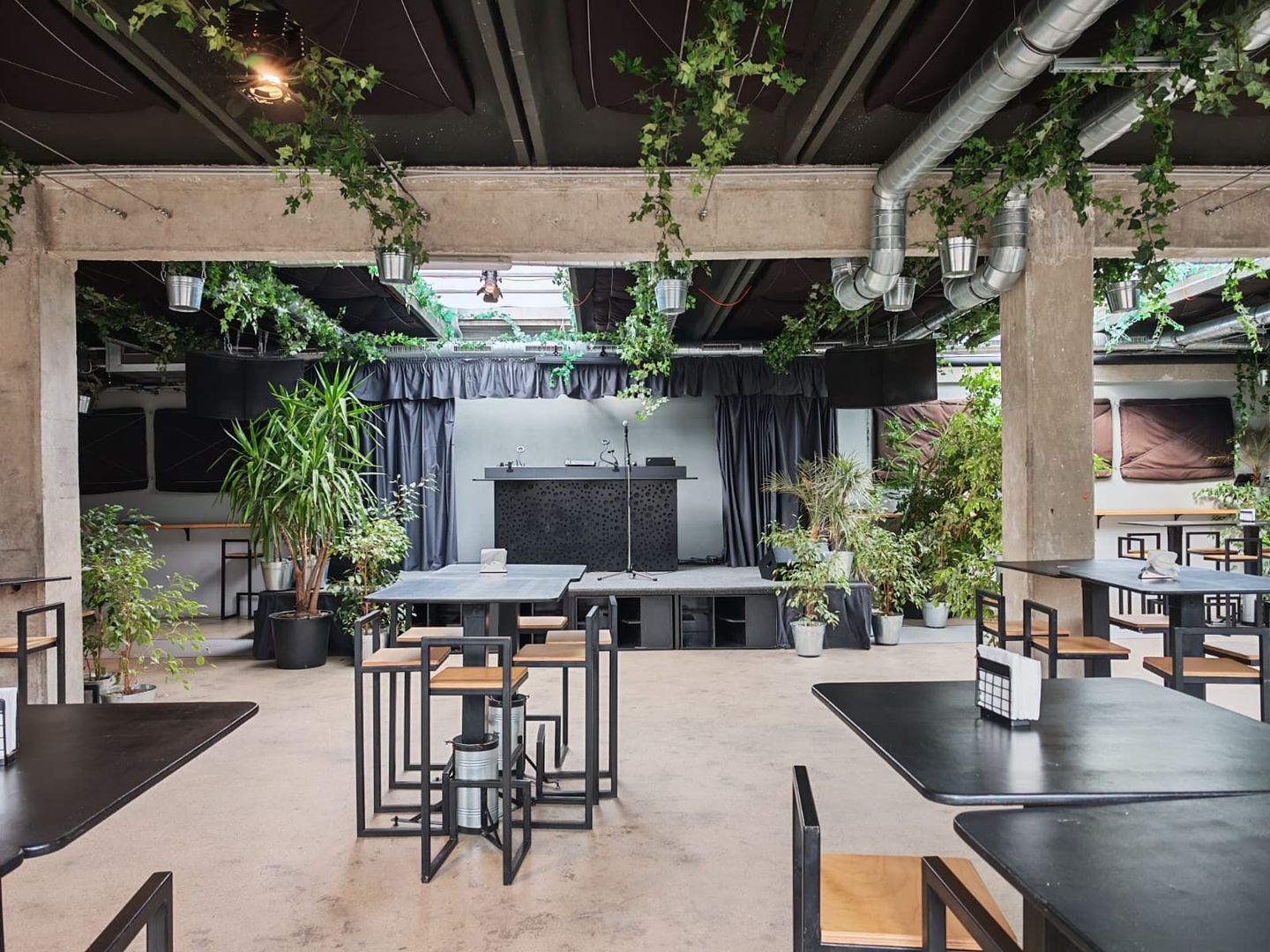 Spațiu  576mp+120mp curte  la 5 minute de Metrou Pipera - Poză 9