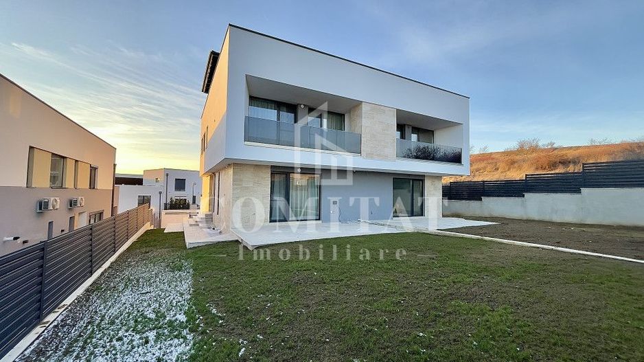 Casă spectaculoasă cu terasă panoramică cartierul Voroneț - Poză 11