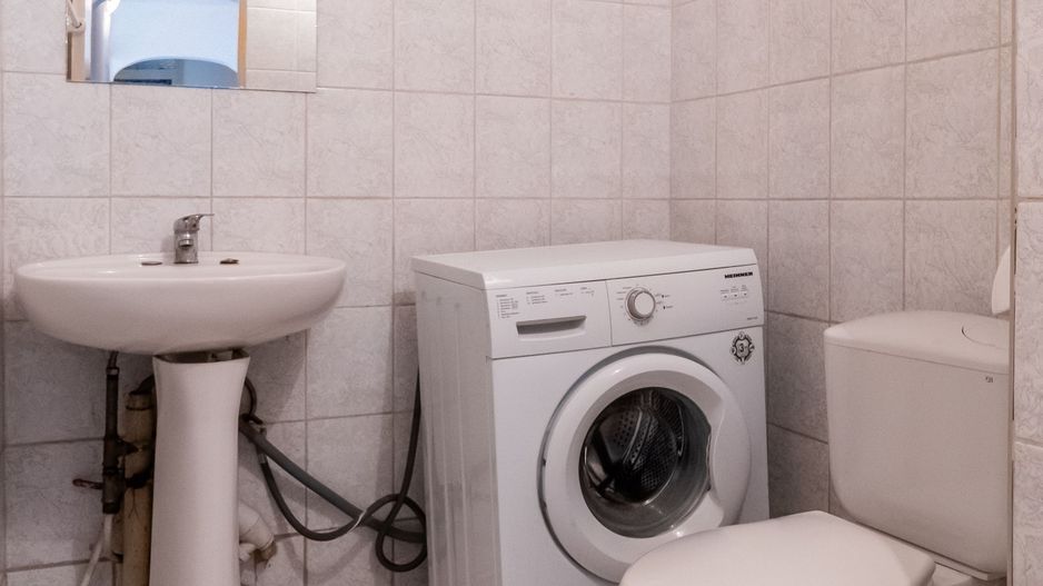 Apartament cu 4 camere - Poză 15