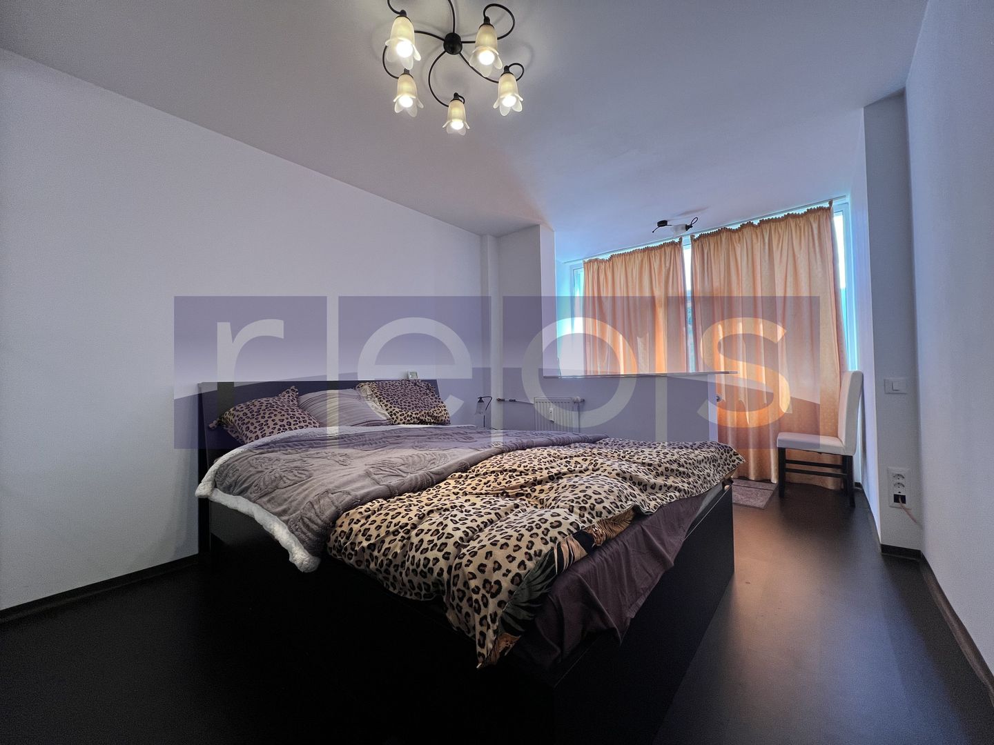 VANZARE APARTAMENT 3 CAMERE | DECOMANDAT | ZONA 1 DECEMBRIE 1918 - Poză 2