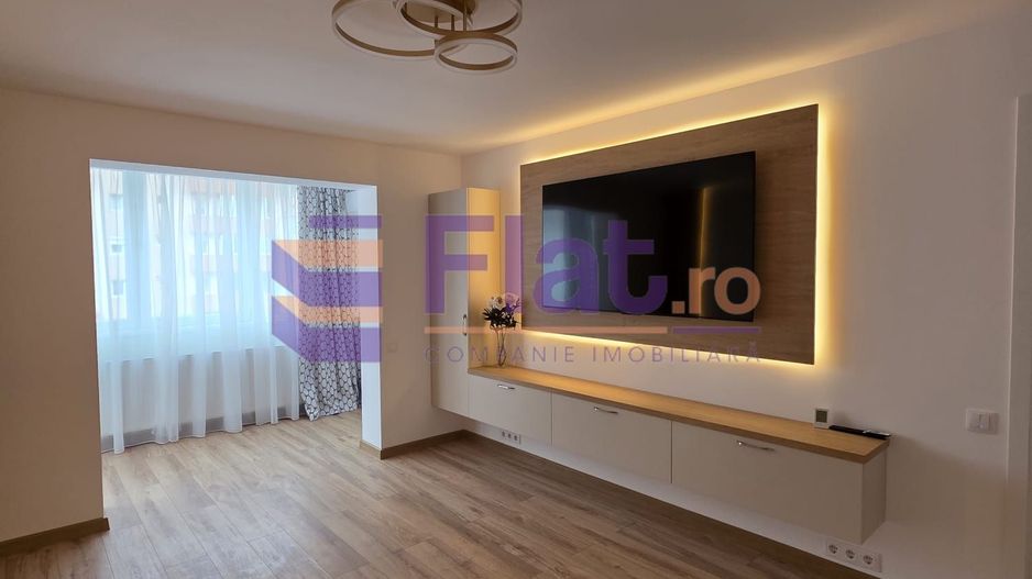 Apartament 3 camere Răcădău – renovat complet - Poză 1