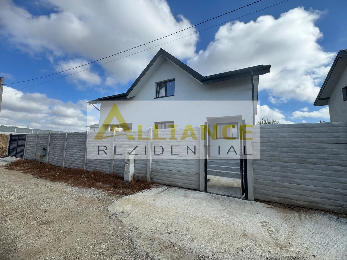 Casa - 4 camere - 144 mp utili - La 5 min de metrou - Poză 1