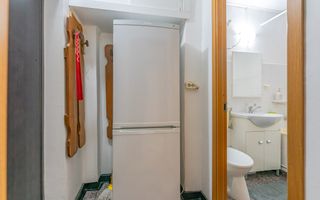 Garsoniera mobilata cu loc de parcare - Poză 9