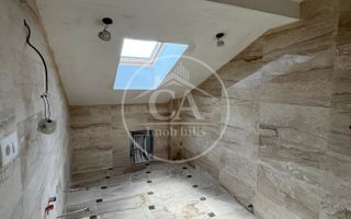 Casă de vânzare P+E+M cu 7 camere in Cartierul Grigorescu, Oradea - Poză 19