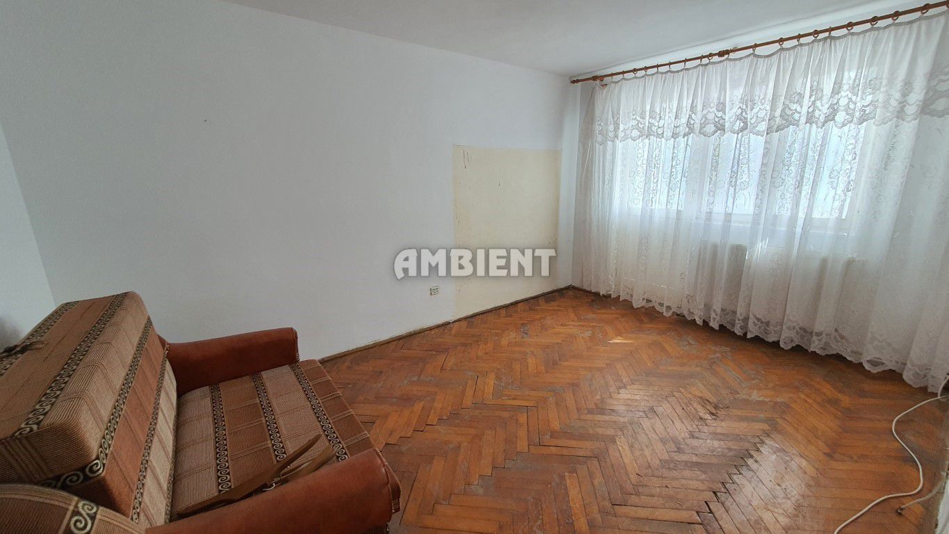 Apartament 2 camere, etaj 3, zona DONICI; - Poză 1