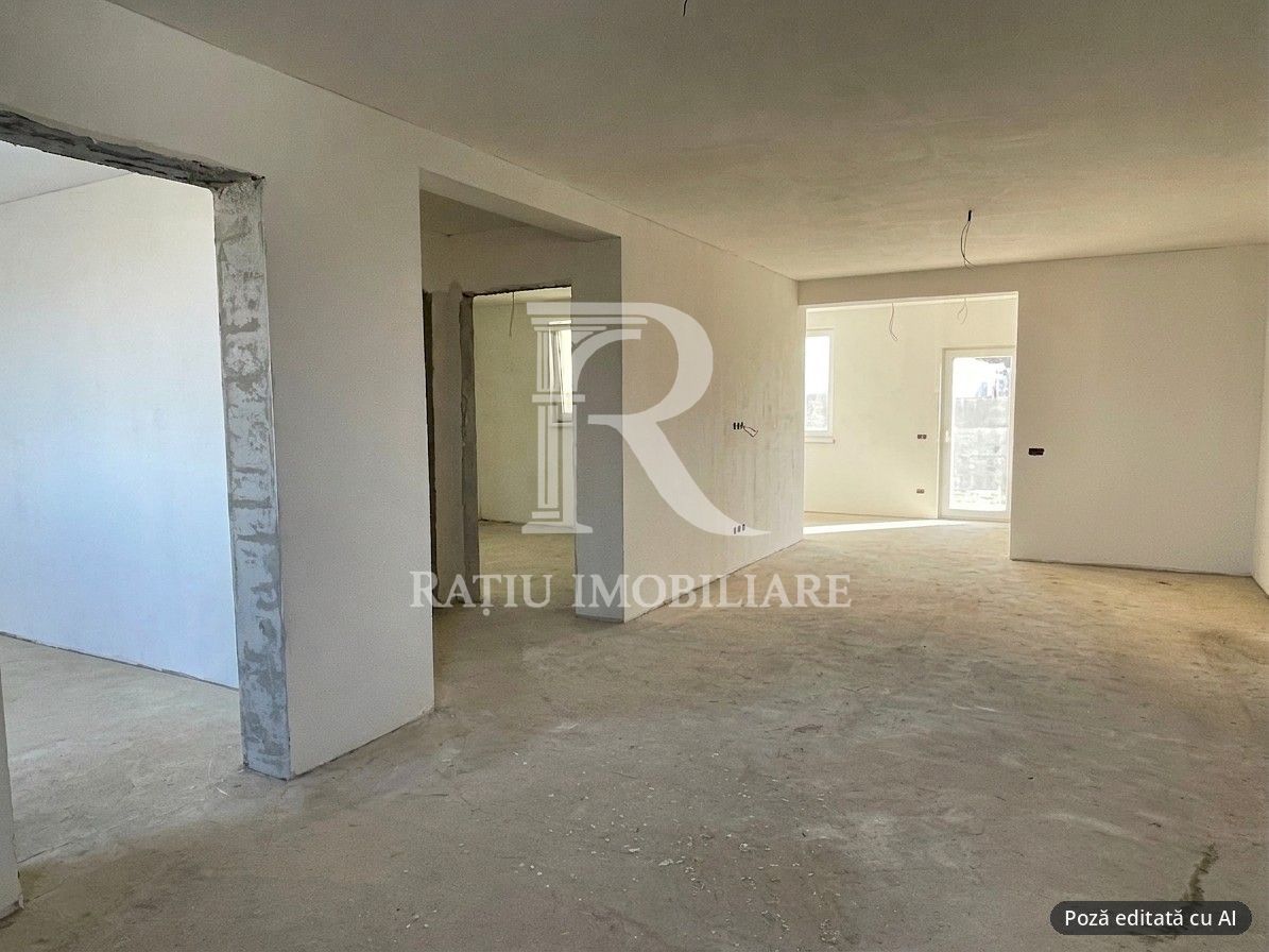 Casă cu 3 Camere | Semifinisată | Nojorid - Poză 2