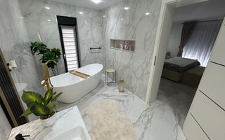 Casă de vânzare în Mediaș | Piscină | Panouri Fotovoltaice - Poză 13