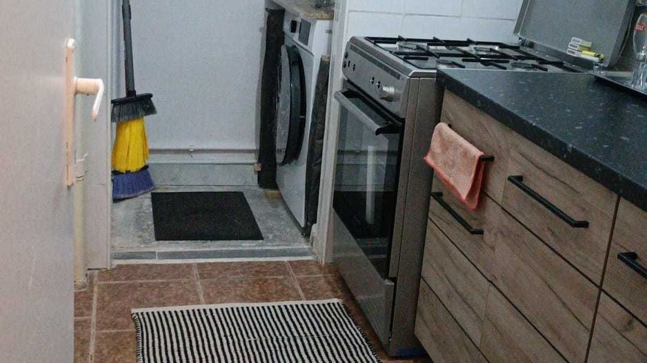 AP. 2 CAMERE GIURGIULUI, CENTRALA TERMICA, BUCATARIE INCHISA, MODERN - Poză 3