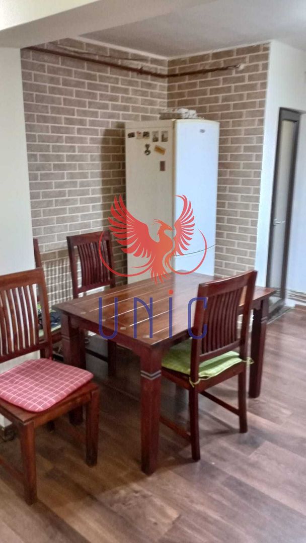 3 camere decomandate, etaj 2, liceul Pedagogic - 149 000 Euro - Poză 3