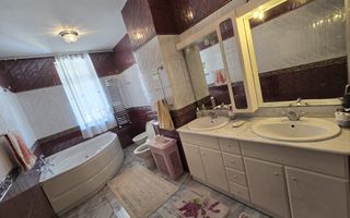 COMISION 0 Vila 9 camere cu piscina si teren 1019mp  Rond OMV Pipera - Poză 26