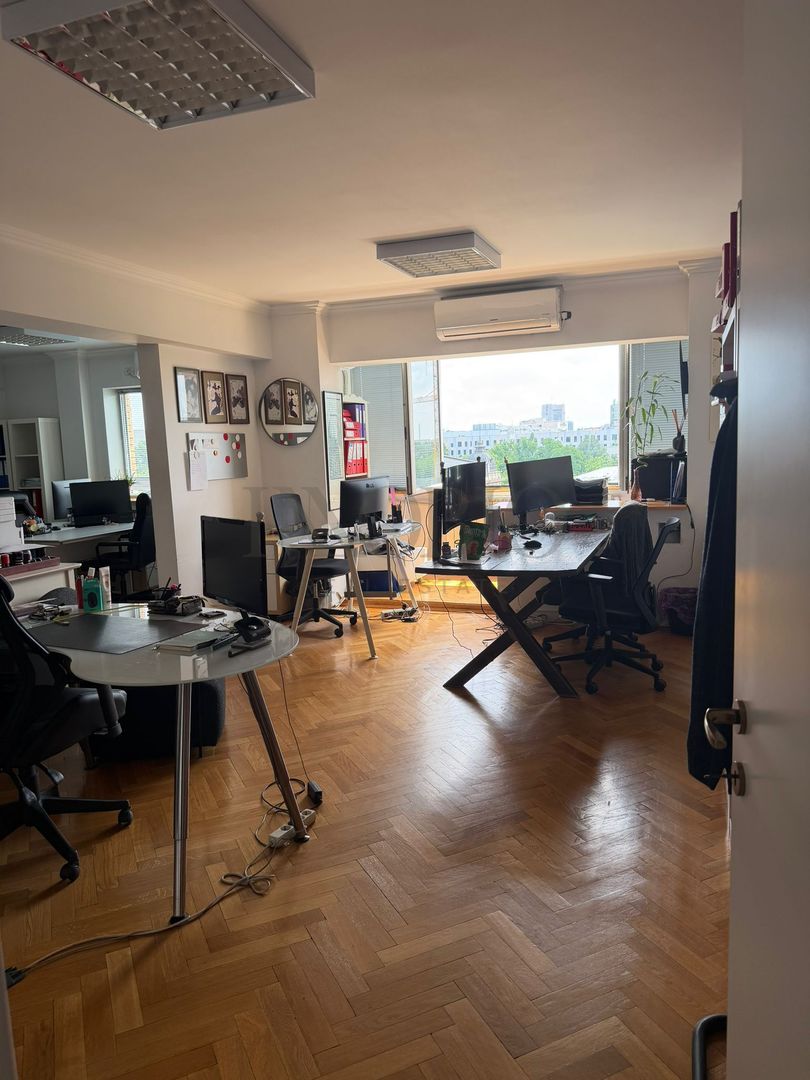 Apartament 3 camere de vânzare | Calea Victoriei | Vedere către Muzeu - Poză 5