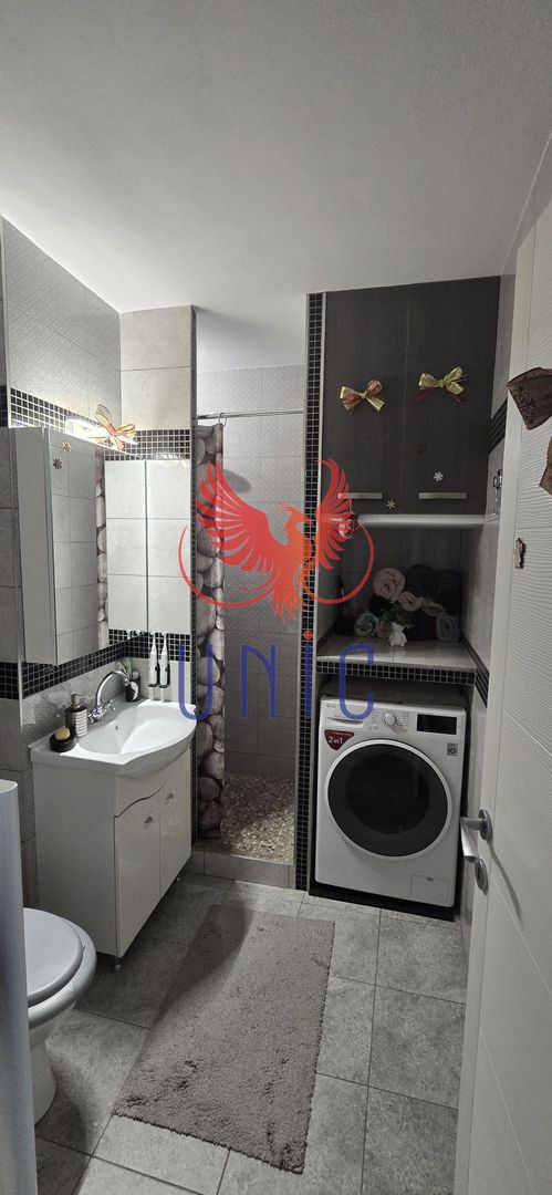 2 decomandate, bilateral, parter - Rovine, Damarin  -  115 000 Euro - Poză 8