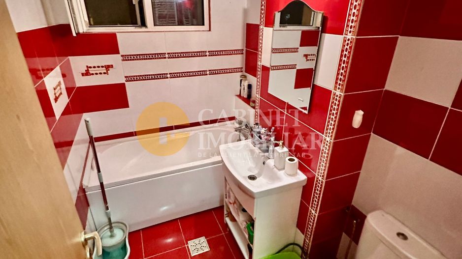 Apartament 2 Camere - Zona Podu De Piatra - Bloc Fara Risc - Poză 6