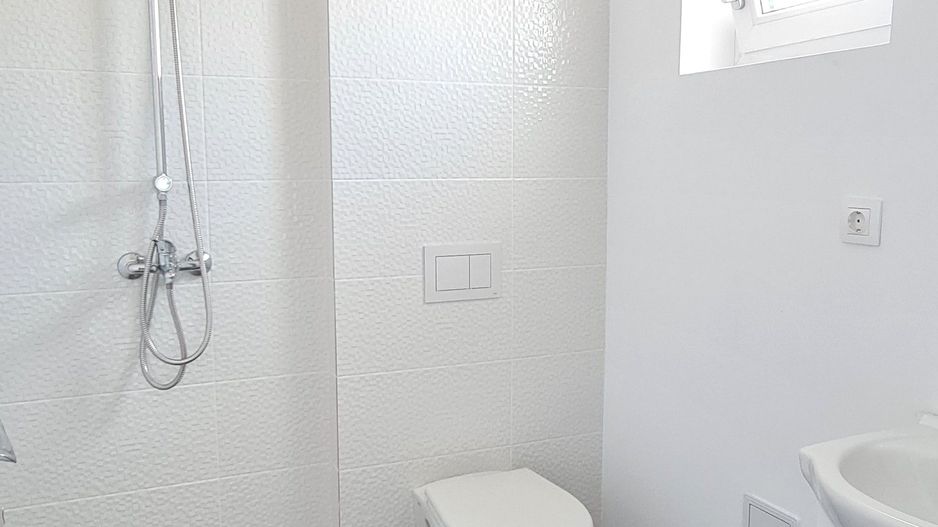 Casa finalizata intabulata in Cartier Izvor Tarlungeni Brasov - Poză 5