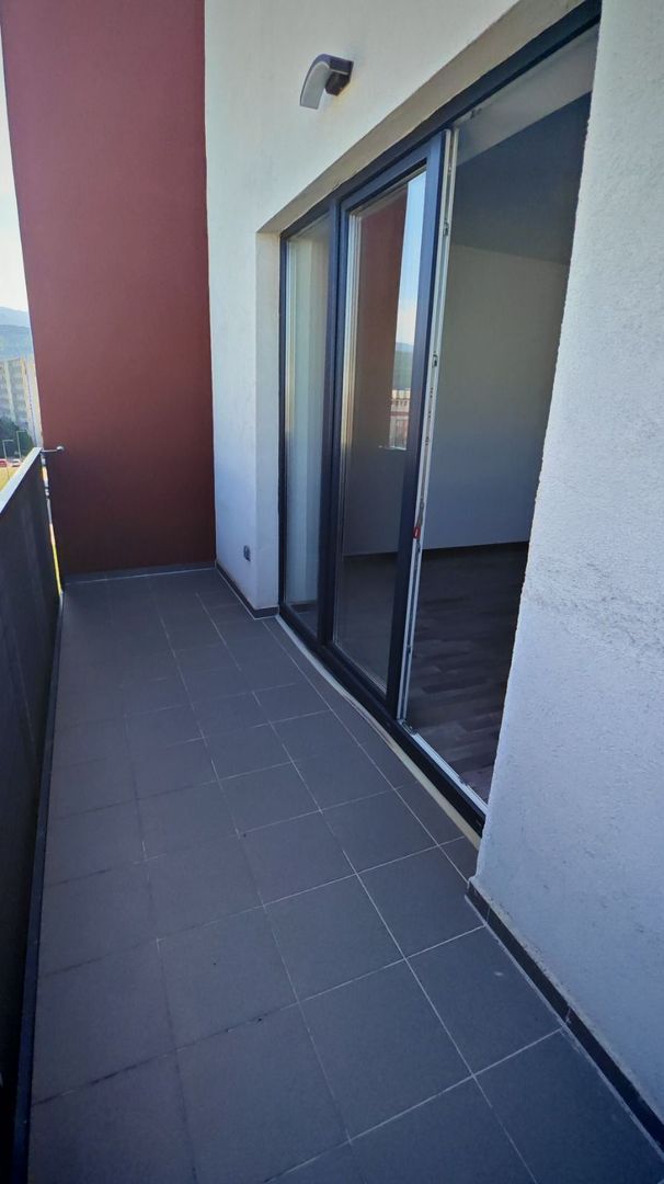 Apartanent 3 camere ,Avantgarden etaj 5, bucataria mobilata. - Poză 13