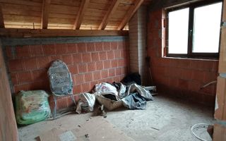 Vilă la roșu, 3 niveluri, zonă rezidențială – Pensiunea Morariu - Poză 9