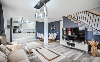 Casa individuală de vânzare Sânpetru, 5 camere, garaj, foișor, curte - Poză 3