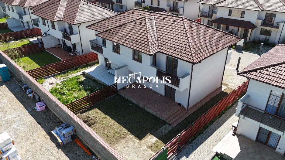 Intrarea in Sanpetru / Cartier Privat / Credit - Poză 6