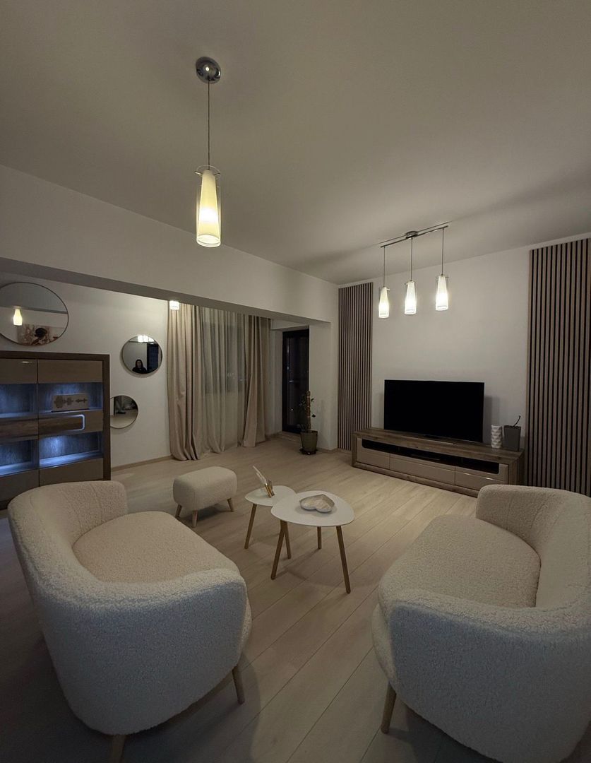 AP. 2 CAMERE VITAN, BUCATARIE INCHISA,CENTRALA PROPRIE,LOC PARCARE - Poză 1