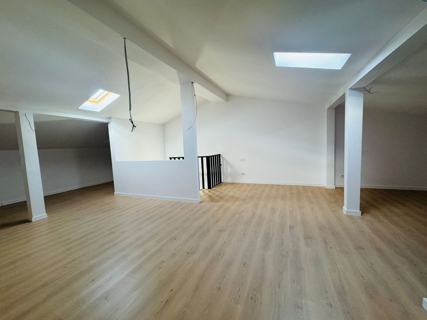 Popesti-Leordeni vila P+1+M 5 camere - Poză 22