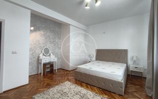 Apartament cu 3 camere de închiriat în zona Centrala, Oradea - Poză 1