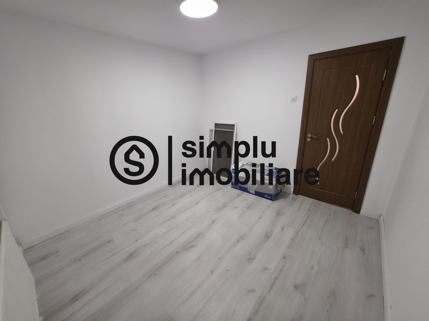 Apartament 2 camere - Craiovita - Etaj 10/10 - Poză 6